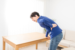 ズキズキ腰痛の時のお風呂は良い？　悪い？　腰痛とお風呂の関係とは