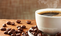 肩こりによる頭痛に「コーヒー」は効くの？