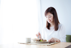 食べ物でスッキリ解消！ 肩こりに効く栄養素６つ