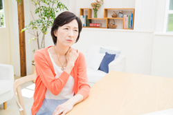 肩こりが悪化するとどんな症状が起こる？ 防止策は？